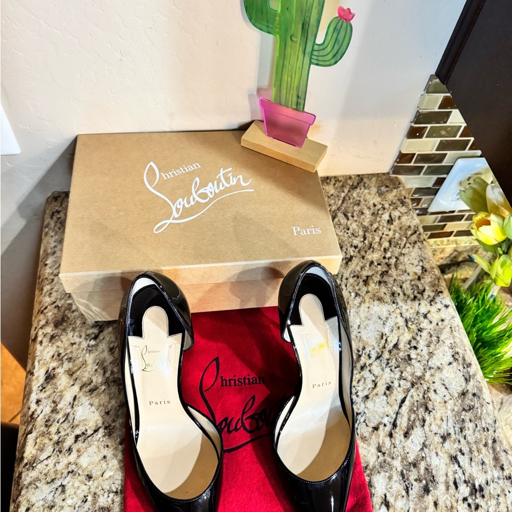 Christian Louboutin Black Patent Leather Pointed Stiletto Pumps - Picture 2 of 8